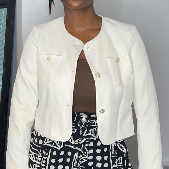 Chic Cream Blazer - Picture 1 of 6